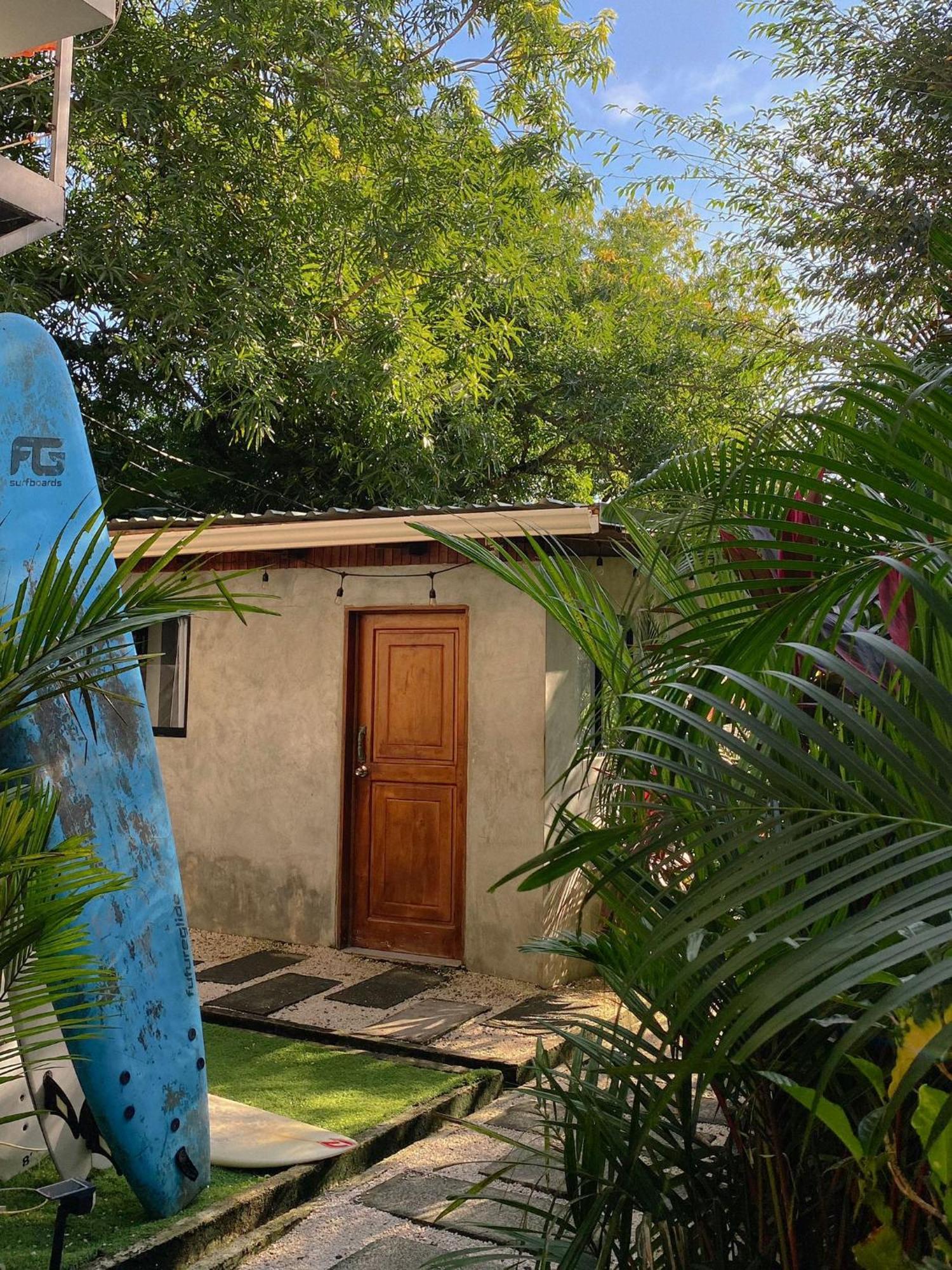 Cabinas Playa Surf Hostel Playa Santa Teresa  Kültér fotó